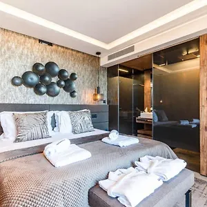 The Minipenthouse Terrace & Apartment